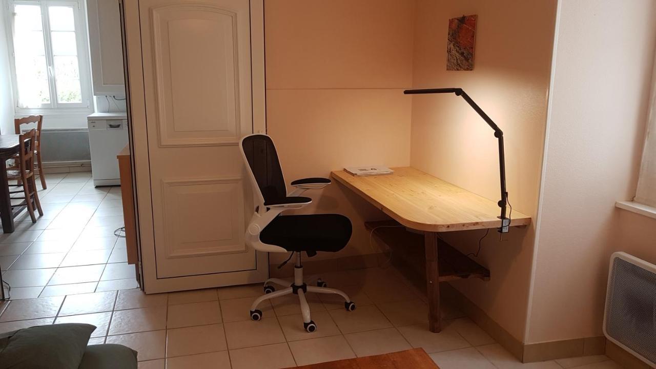 Gite De Champdore Nanthiat Екстериор снимка